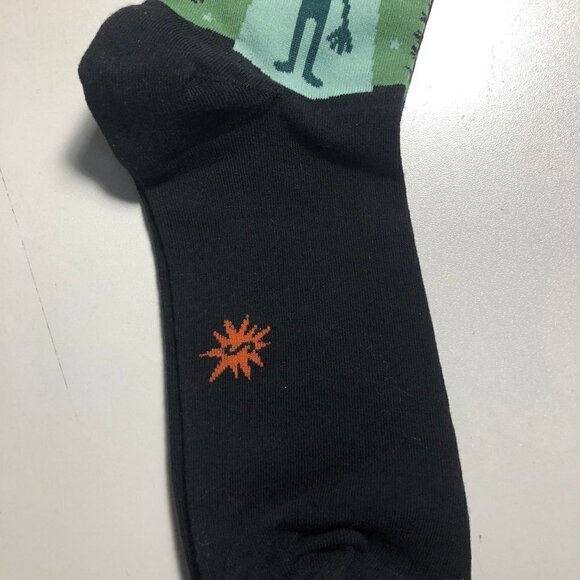 🛒 $8 -  Sock It To Me I Believe Men's Crew Socks #2353-B - Picture 3 of 4